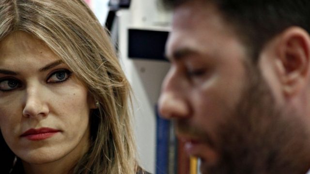 «Καρφιά» Ανδρουλάκη κατά Καϊλή: «Έκανε παιχνίδι Δούρειου Ίππου της ΝΔ» – Συνελήφθη και ο πατέρας της