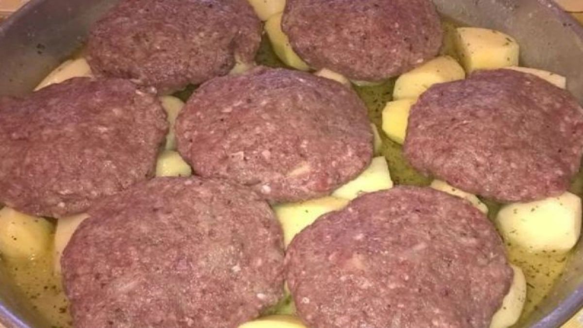 Φτιάχνετε τα μπιφτέκια σας με λευκό ψωμί; Μην το κάνετε ξανά!