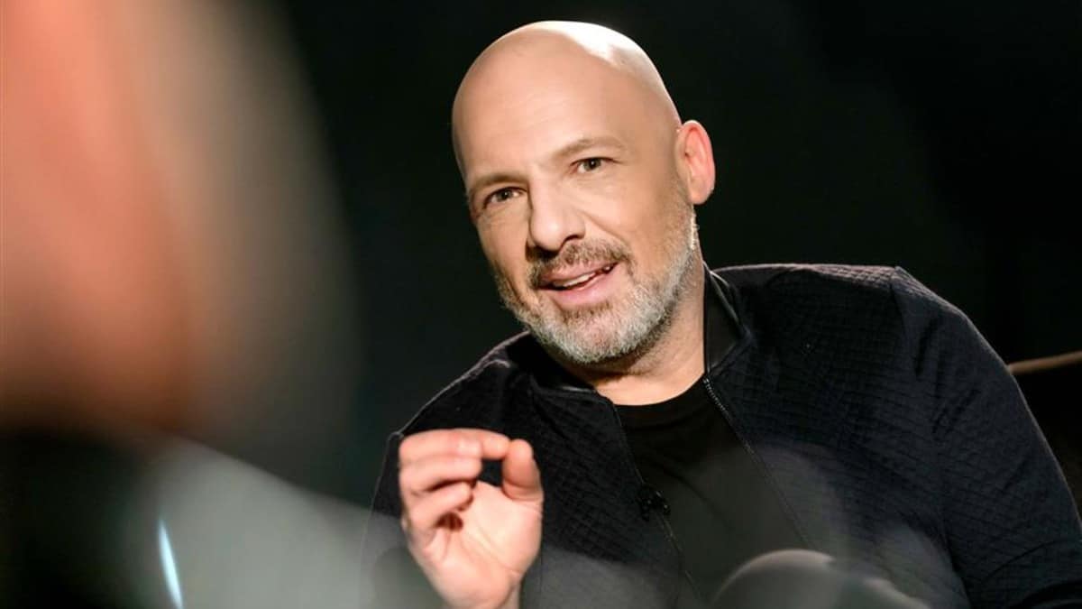 «Πήρα τηλέφωνο πρώην σύντροφό μου…»: Απανωτά «χτυπήματα» για το Νίκο Μουτσινά
