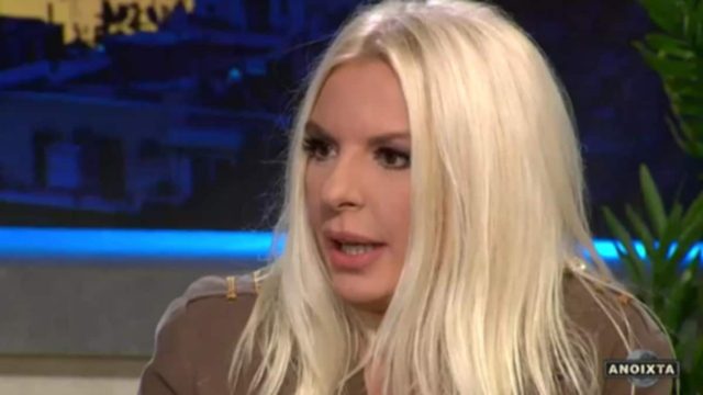 Σπαραγμός για την Αννίτα Πάνια: «Λες το παιδί μου να έχει τέτοιες παρέες…»