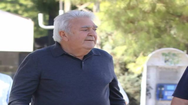 Για πρώτη φορά: Ο Πασχάλης Τερζής σε μία σπάνια κοινή φωτογραφία με τον “άγνωστο” γιο του (φωτο)