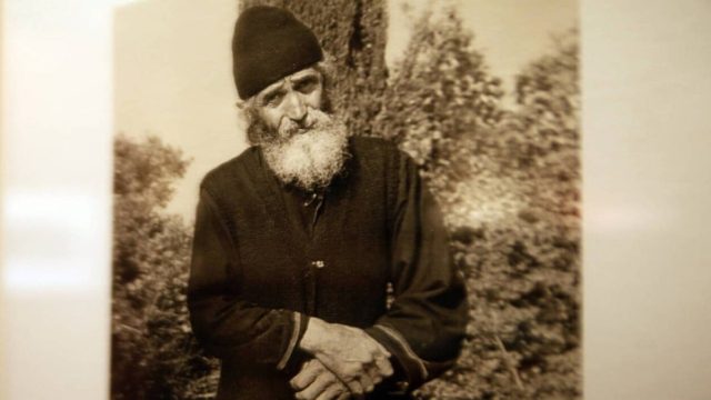 Καθηλωτική προφητεία Αγίου Παϊσίου: «Όποιος πάρει μέρος σ’ αυτόν τον πόλεμο χάθηκε…»