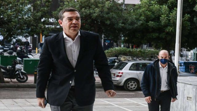 Στον Άρειο Πάγο ο Αλέξης Τσίπρας για την υπόθεση των παρακολουθήσεων