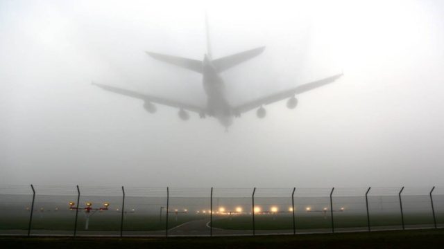 Πρόβλημα σε πτήση: Δεν προσγειώθηκε στο αεροδρόμιο της Θεσσαλονίκης το αεροσκάφος λόγω ομίχλης