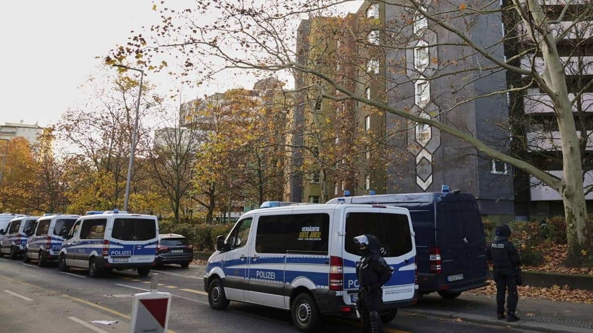 Συναγερμός στη Δρέσδη: Αναφορές για ομηρία σε εμπορικό κέντρο – Σε εξέλιξη επιχείρηση της αστυνομίας