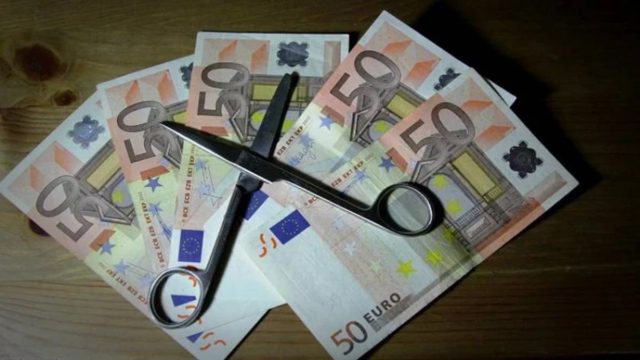«Θρίλερ» με το επίδομα που χάνεται για χιλιάδες ζευγάρια – Τι έχει συμβεί