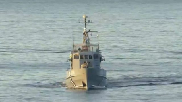 Συναγερμός στην Χίο: Κρατούμενος έπεσε στη θάλασσα από πλοίο – Επιχείρηση του Λιμενικού για να βρεθεί