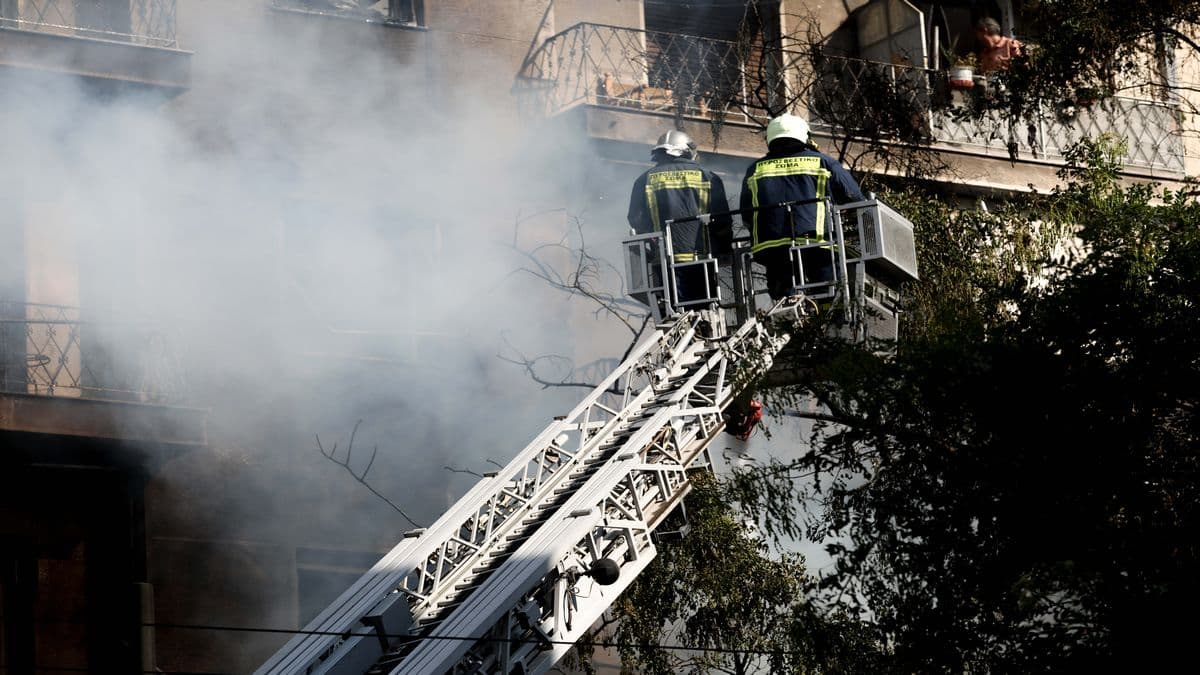 Συναγερμός στη Θεσσαλονίκη – Φωτιά σε διαμέρισμα