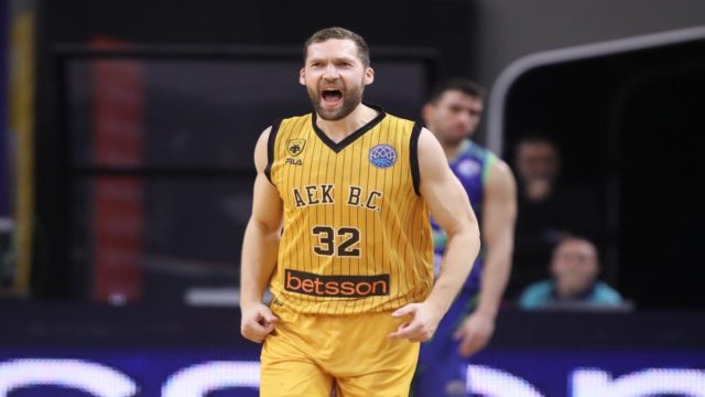 Basketball Champions League: Βήμα πρόκρισης στους «16» για την ΑΕΚ – Λύγισε την Τόφας και χωρίς τον κόσμο της (video)