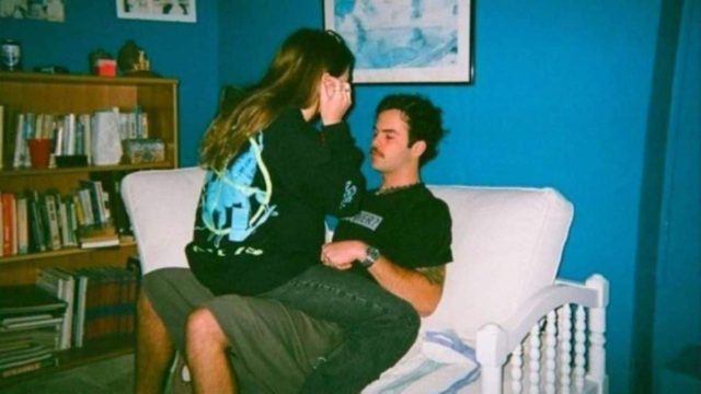 Στιγμές ευτυχίας για Άγγελο Λάτσιο και Γαία Μερκούρη: Δείτε τη «νύφη» της Μενεγάκη να παίζει με τη μικρή Μαρίνα (photo)