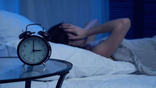 Πρόβλημα με αϋπνίες; Το αρχαίο κόλπο για να κοιμηθείτε μέσα σε 60 δευτερόλεπτα!