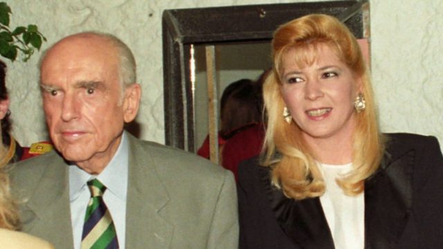 «Καταιγίδα» για τη Δήμητρα Λιάνη: «Η νόθα κόρη του Αντρέα δεν παντρεύεται για να παίρνει…»
