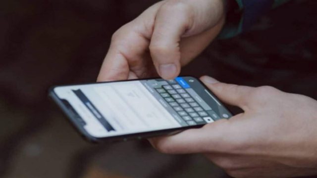 Προσοχή – Απάτη «γίγαντας» στα κινητά: Κλέβουν στη στιγμή χρήματα με SMS και Email