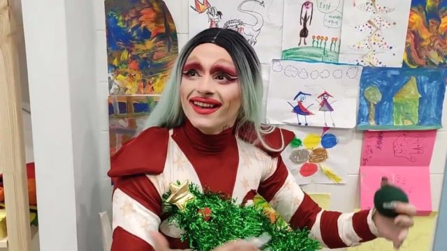 Σάλος με την Drag Queen στη Θεσσαλονίκη: «Οι γονείς που αντέδρασαν δε θα έπρεπε να έχουν παιδιά» (video)
