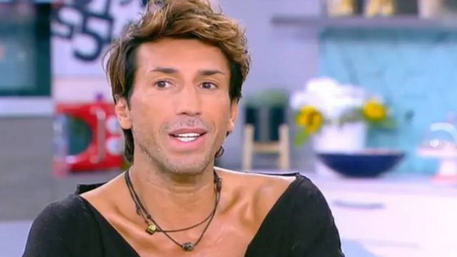 Αποκαλύψεις “φωτιά”  Κωνσταντίνου Εμμανουήλ: «Με το που της λέω χωρίζουμε, μου ρίχνει δύο μπουνιές στα μάτια»