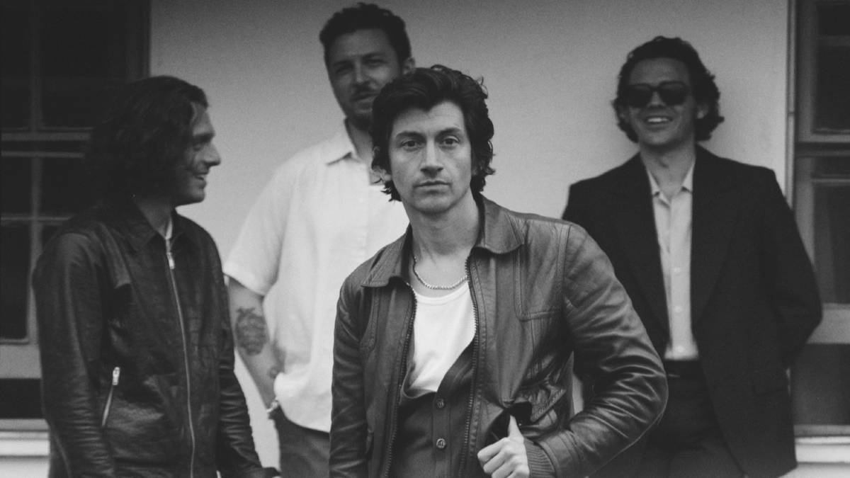 Όσο προλαβαίνετε! Νέα ημερομηνία για τους Arctic Monkeys – Η προπώληση μόλις ξεκίνησε