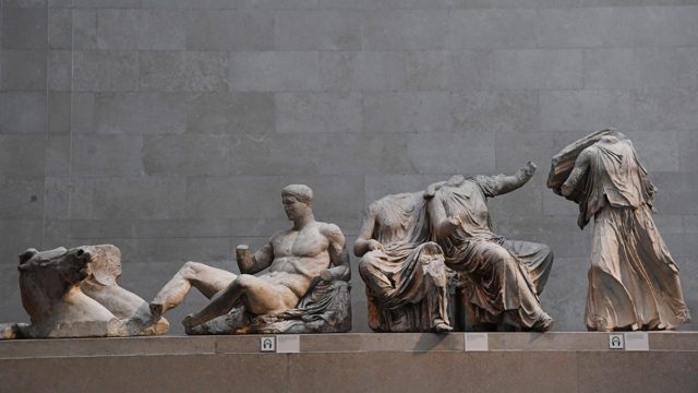 Γλυπτά του Παρθενώνα: Πληροφορίες για προσέγγιση σε συμφωνία Ελλάδας και Βρετανίας – Το θέμα της κυριότητας