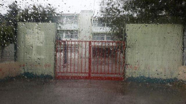Έκτακτη ανακοίνωση για κλειστά σχολεία στην Αττική λόγω κακοκαιρίας – Δείτε που και πότε