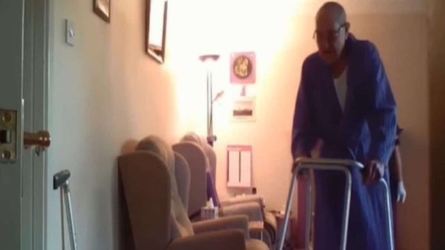 89χρονος παππούς νόμιζε ότι έχανε τα λογικά του – Έβαλε κάμερα στο σπίτι του και αυτό που είδε τον άφησε… άφωνο (Video)