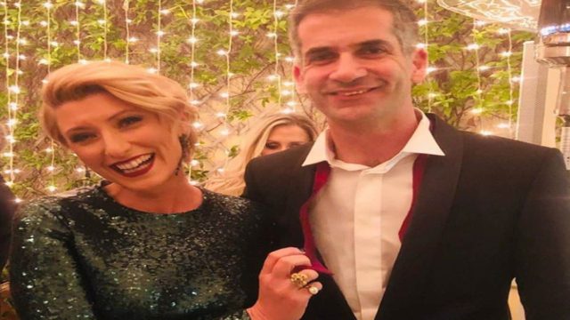 Δεν είναι μόνο η ομορφιά: Το “ατού” της Σίας Κοσιώνη που έκανε τον Κώστα Μπακογιάννη να την ερωτευτεί παράφορα