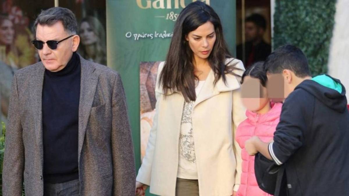 “Ξάφνιασμα” από Αλέξη Κούγια: «Ποτέ δεν ζήτησε να αγοράσει επώνυµες µάρκες και διάλεγε ρούχα από…»