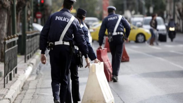 Κυκλοφοριακές ρυθμίσεις για τα Θεοφάνια: Τι θα ισχύει για Αθήνα και Πειραιά – Δείτε αναλυτικά περιοχές και ώρες