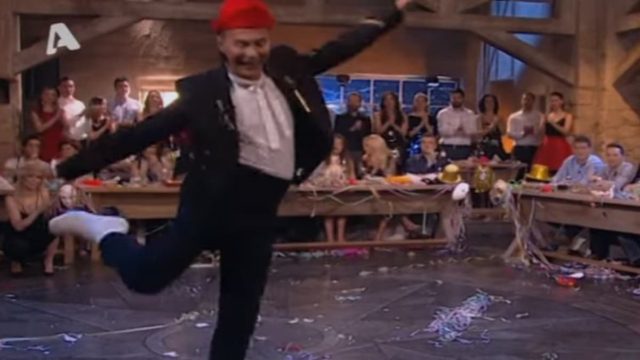 Το λέει η ψυχούλα του – Ανεπανάληπτο ζεϊμπέκικο του Λάκη Γαβαλά ξεσήκωσε άπαντες στο πλατό!