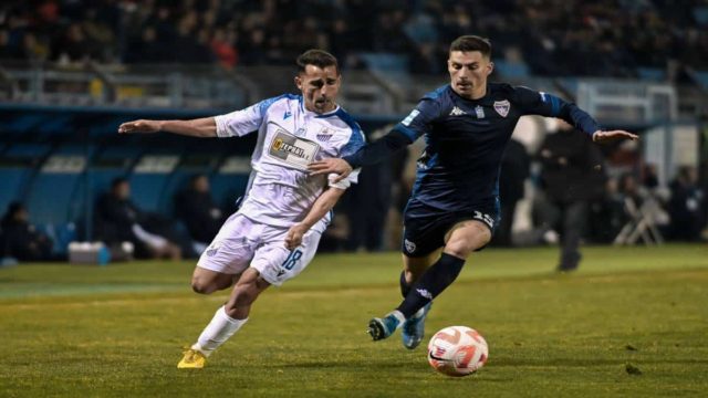 Λαμία – Ιωνικός 0-2: Απίθανο γκολ του Βαλεριάνου με υπέροχη ψιλοκρεμαστή σέντρα-σουτ
