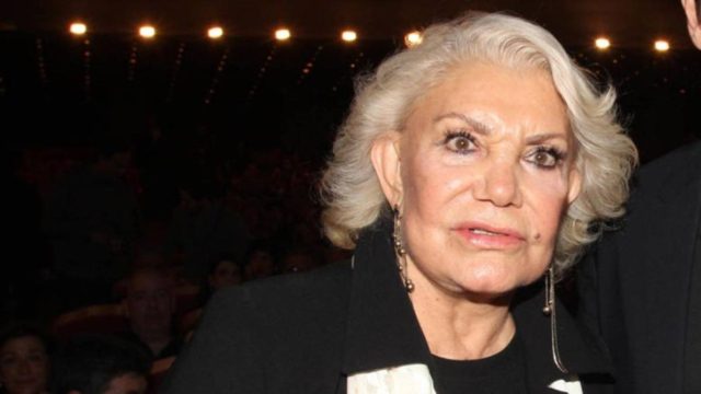 «Αν δε δώσετε τα χρήματα η ζωή σας διατρέχει κίνδυνο…» – Το τηλεφώνημα που έκανε την Μαρινέλλα να χάσει τη γη κάτω από τα πόδια της
