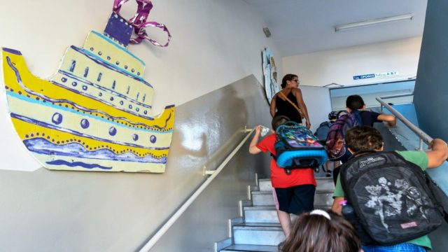 Ραγδαίες αλλαγές στα σχολεία – Τι θα ισχύει πια με τις απουσίες μαθητών
