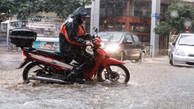 Αλλάζει ο καιρός και βάζει τα… ρούχα του αλλιώς – Έκτακτη προειδοποίηση Meteo