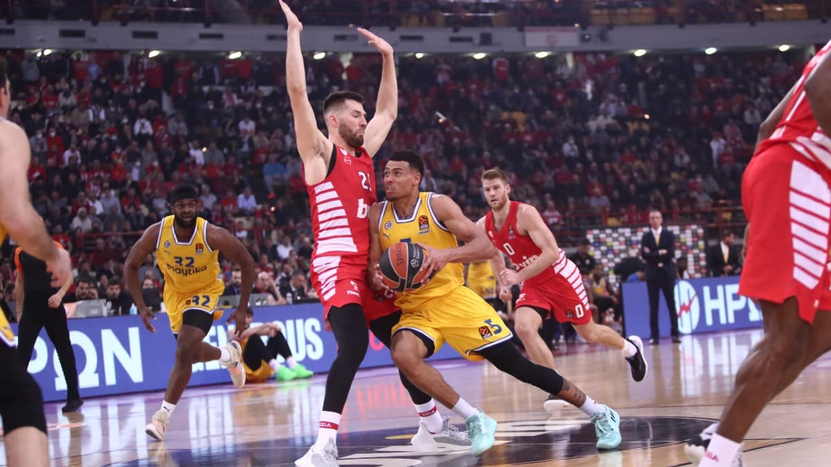 Ολυμπιακός – Μακάμπι Τελ Αβίβ 95-89: Ξεπέρασαν το κακό ξεκίνημα και έμειναν στην κορυφή