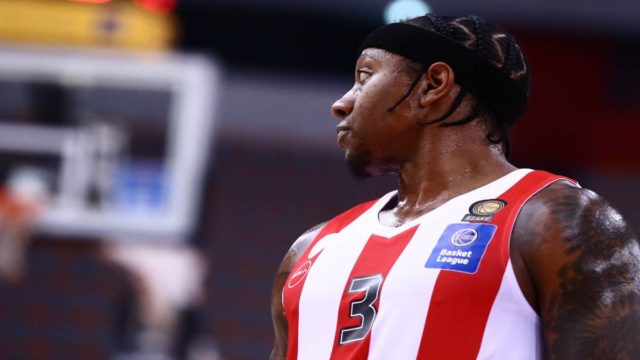 Ολυμπιακός – ΑΕΚ 111-71: All Star Game στο ΣΕΦ με show από τον Αϊζέια Κάναν (Video)