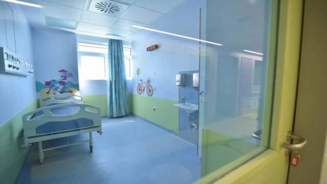 Συναγερμός στο Παίδων: 11χρονο αγοράκι διασωληνωμένο με κορωνοϊό στη ΜΕΘ