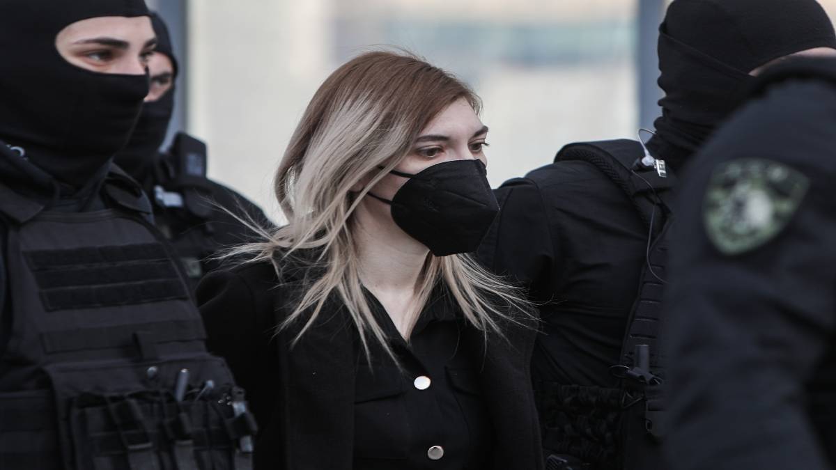 Ρούλα Πισπιρίγκου: «Μου έφερε ένα παιδί μπλε – Η Τζωρτζίνα φώναζε όχι και αυτή»