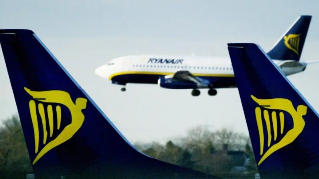 Απογείωση για τη Ryanair – Πανδαιμόνιο για ένα «μαγικό χαρτάκι» μέχρι…