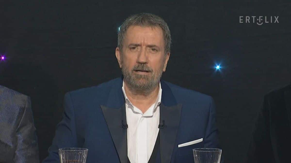 Σούσουρο με τον Σπύρο Παπαδόπουλο: «Να μας κάνει κατάτι σοφότερους…» (Video)
