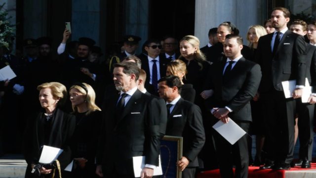 Τέως βασιλιάς Κωνσταντίνος: Αυτή είναι η ακίνητη περιουσία της οικογένειας – Η “άγνωστη” ιστορία των κοσμημάτων της Αννας-Μαρίας (Video)
