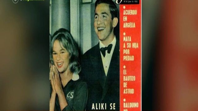 «Θέλω να την παντρευτώ!» – Όταν ο τέως βασιλιάς Κωνσταντίνος είχε ερωτευθεί την Αλίκη Βουγιουκλάκη – Οι φήμες, το τούνελ και το “έχω ένα μυστικό στον Υμηττό” (Video)