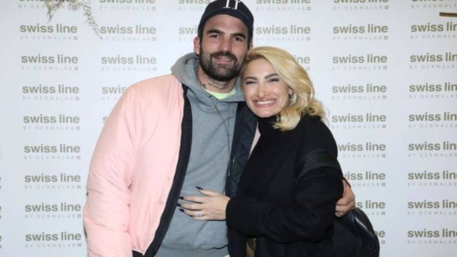 Περήφανος πατέρας ο Δημήτρης Αλεξάνδρου: Η πρώτη φωτογραφία με τον γιο του, μετά την γέννα της Ιωάννας Τούνη