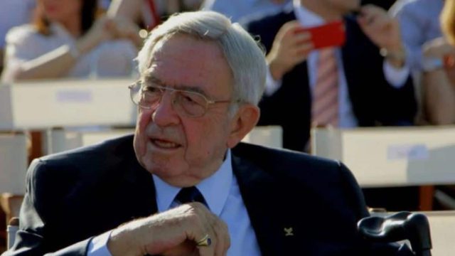 Πρωτοσέλιδο ΣΟΚ για τέως βασιλιά Κωνσταντίνο τη μέρα που πέθανε (ΦΩΤΟ)