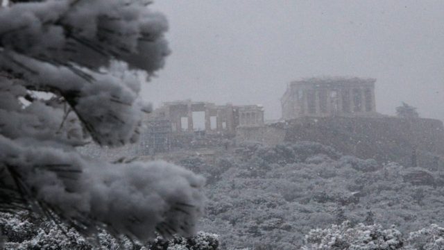 Τελεσίγραφο βαρυχειμωνιάς από τα Μερομήνια: «Πολική επέλαση μετά την Καθαρά Δευτέρα και μέχρι…»