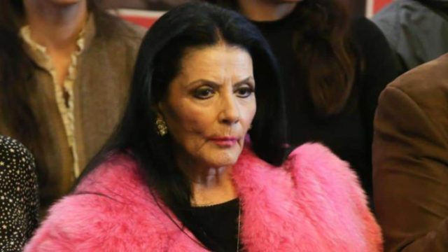 Θρήνος για την Ζωζώ Σαπουντζάκη – “Την αγαπούσα πολύ….”