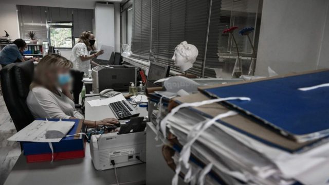 Σούσουρο με το Taxisnet – Τα στοιχεία προσώπων που δίνει η ΑΑΔΕ σε τρίτους