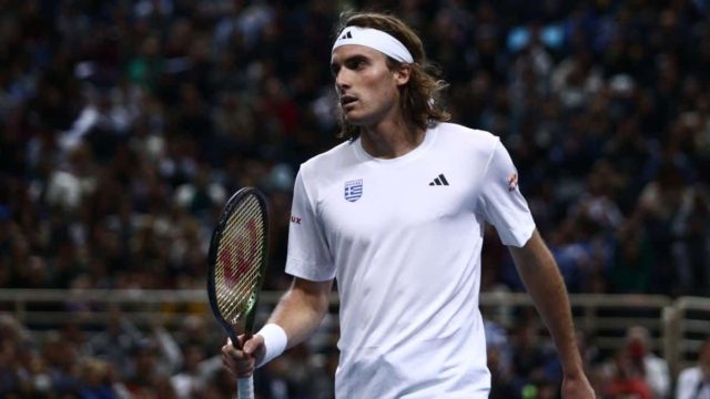 Davis Cup: Ο Στέφανος Τσιτσιπάς κέρδισε με 2-0 σετ τον Αντράντε – Έστειλε την Ελλάδα στην 1η κατηγορία μετά από 19 χρόνια!