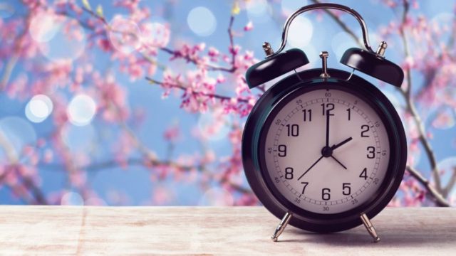 Ανατροπή με την αλλαγή ώρας το 2023: Τι ισχύει με την κατάργησή της