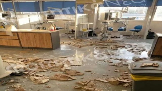 Πανικός στο ΑΠΘ: Κατέρρευσε οροφή στο κτίριο της Οδοντιατρικής (Video)