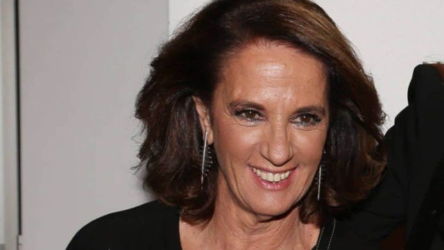 «Στυλάκι» η Χριστίνα Σούζη: Καλλονή στα νιάτα της – Η φωτογραφία που θα συζητηθεί