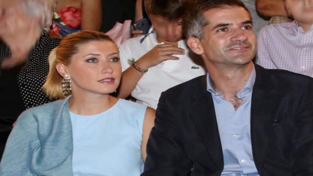 «Χρυσοχαίρα» η Σία Κοσιώνη: Η αποκάλυψη του Κώστα Μπακογιάννη για την συνταγή της συζύγου του που δεν μπορεί να αντισταθεί