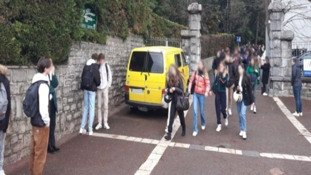 Άγριο έγκλημα στη Γαλλία: Μαθητής μαχαίρωσε και σκότωσε καθηγήτρια εν ώρα μαθήματος